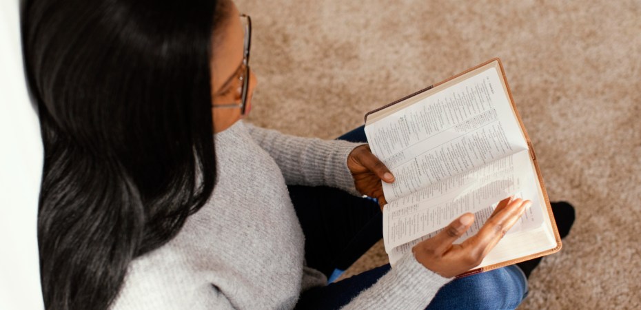 Palavras que confortam: versículos e mensagens para dias difíceis